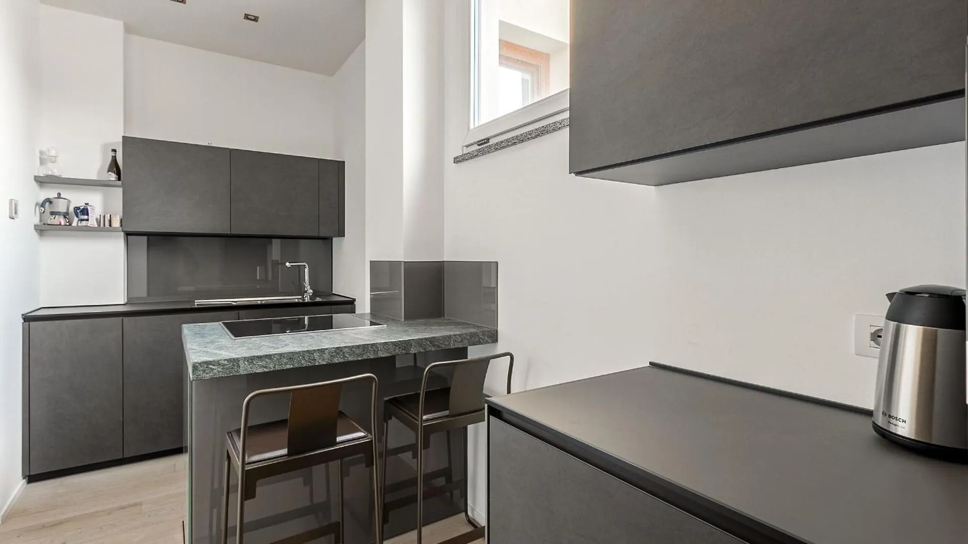 Palazzo Visconti Di Modrone, Two Beautiful City Apartments By Halldis Milan Italy