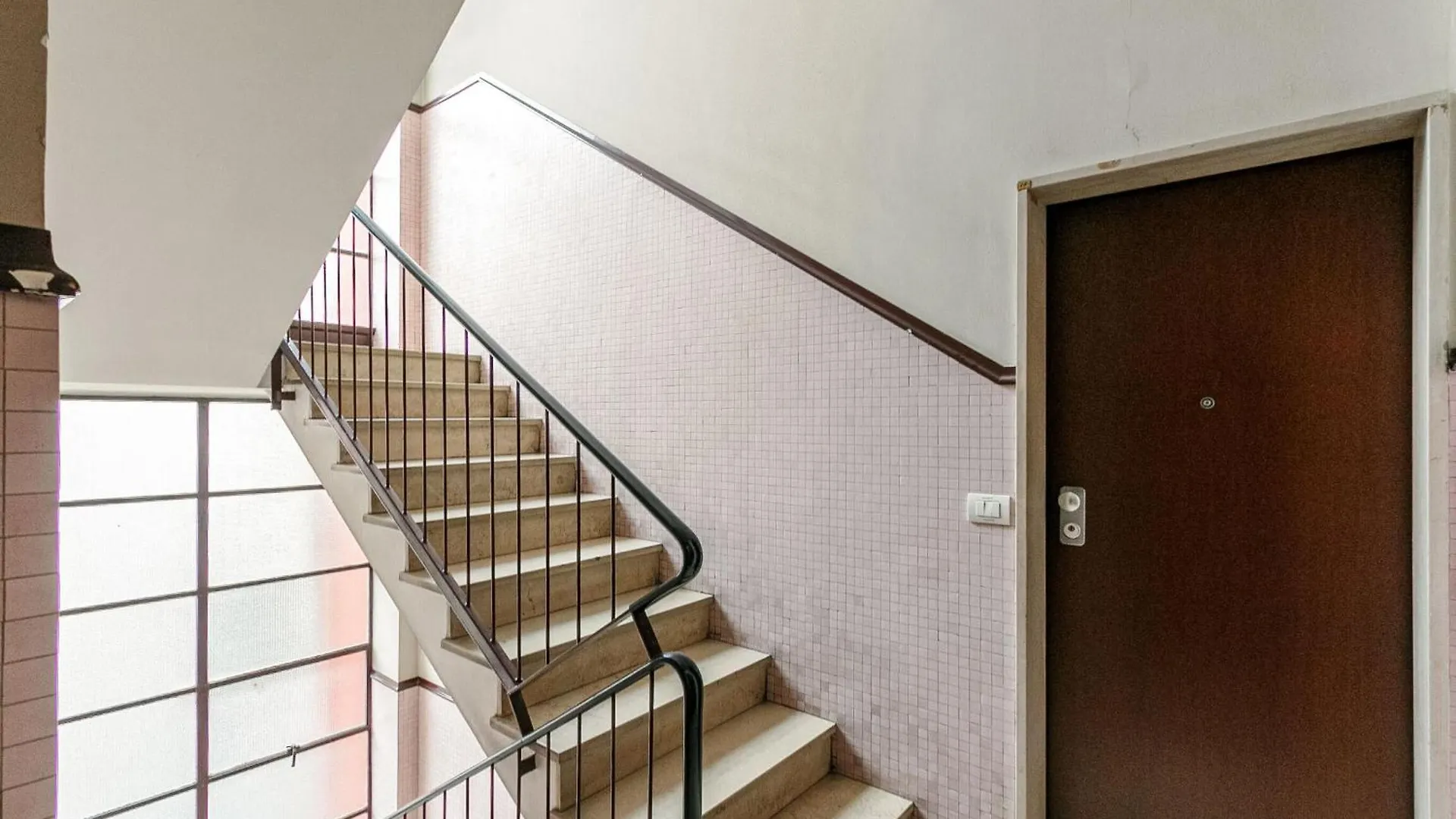 Palazzo Visconti Di Modrone, Two Beautiful City Apartments By Halldis Μιλάνο 0*,  Ιταλία
