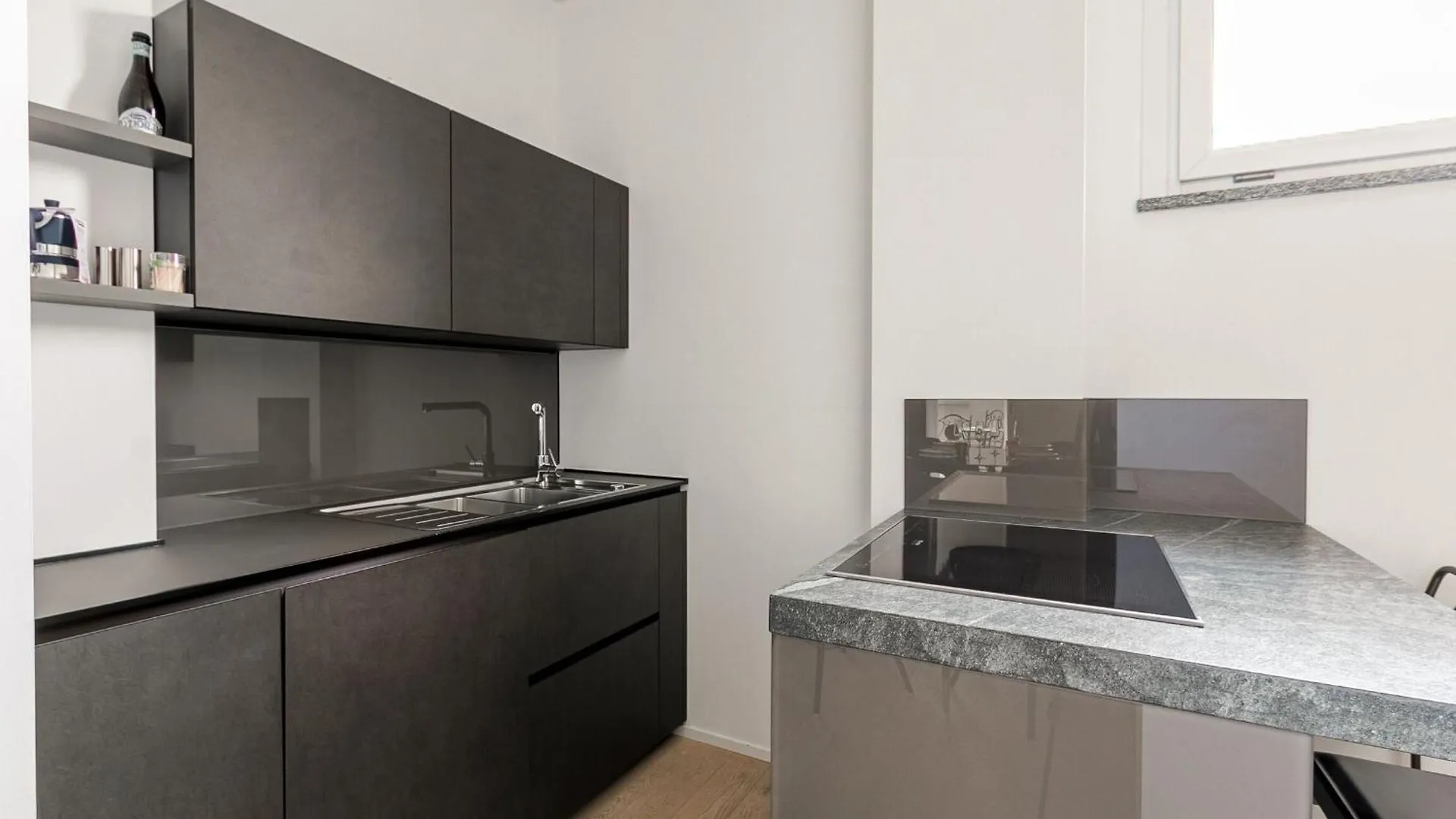 Palazzo Visconti Di Modrone, Two Beautiful City Apartments By Halldis Mailand Italien